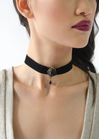 Vintage Velvet Choker